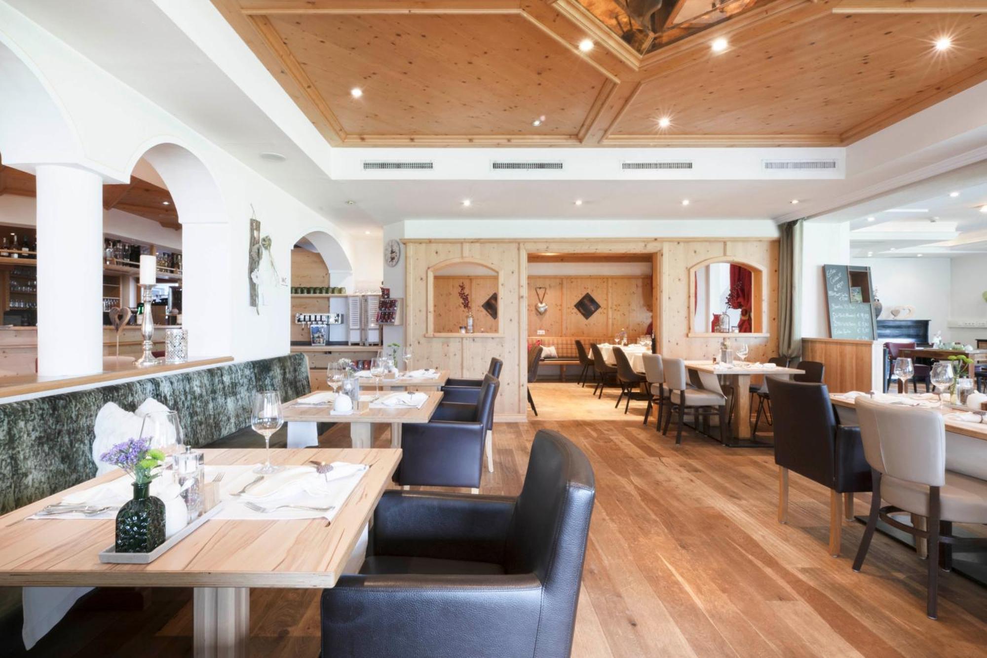 Lifestylepanoramahotel Erika Superior Neustift im Stubaital Buitenkant foto